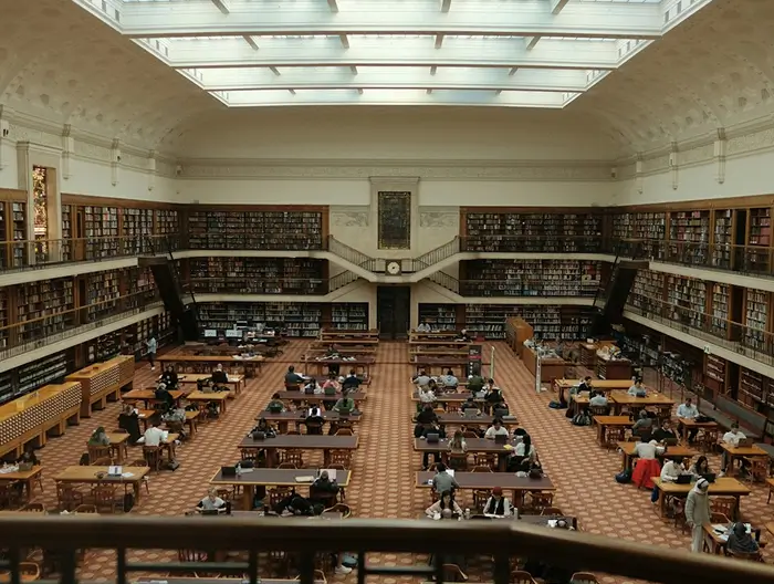 投资者和金融分析师